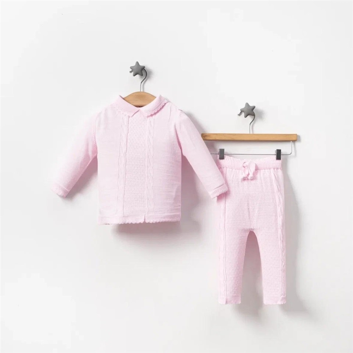 PEMBE