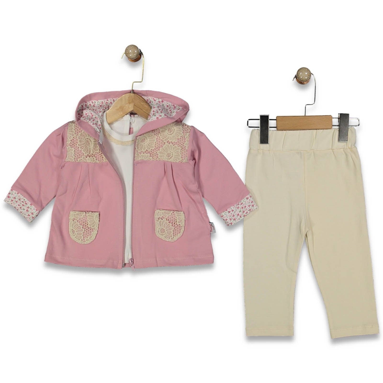 PEMBE