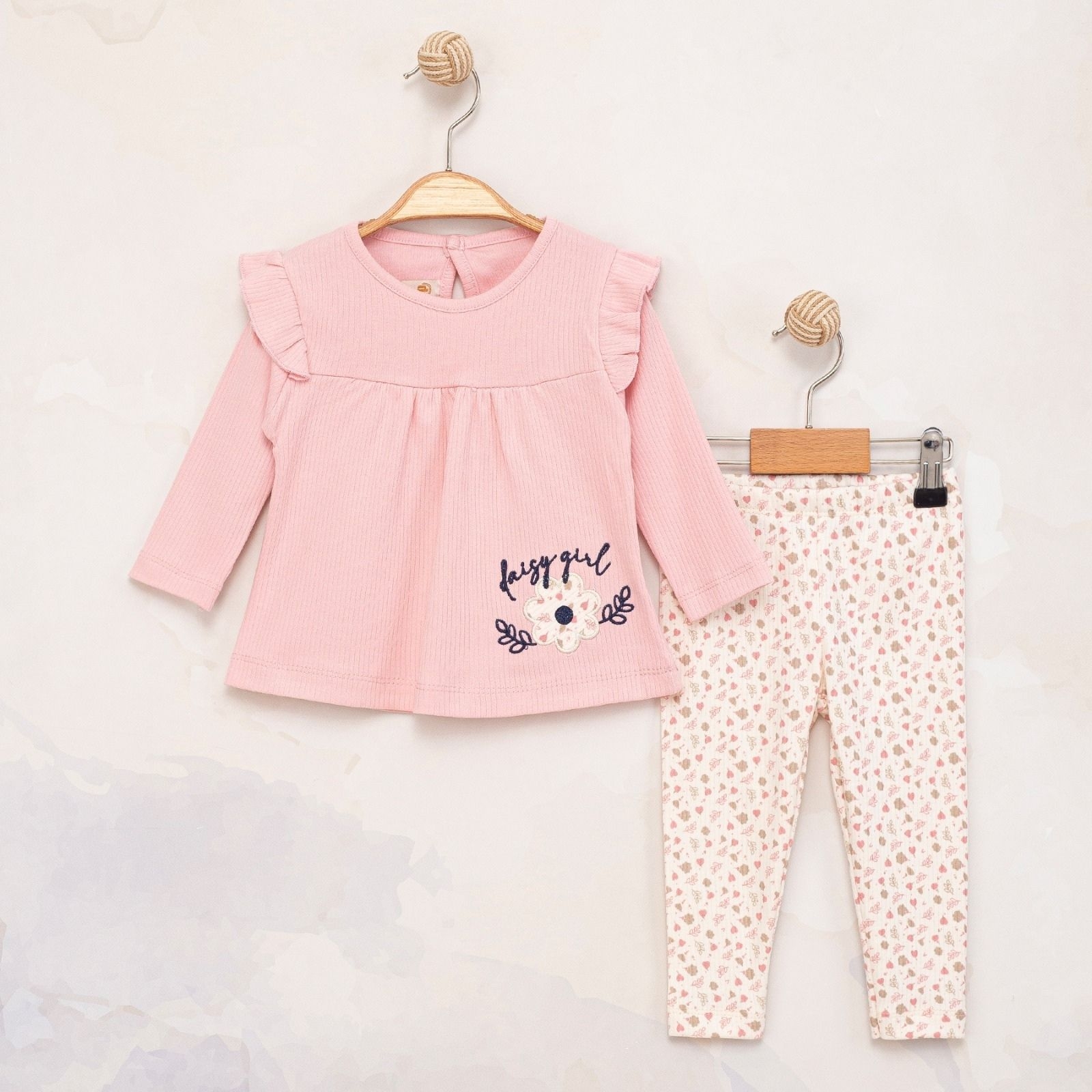 PEMBE