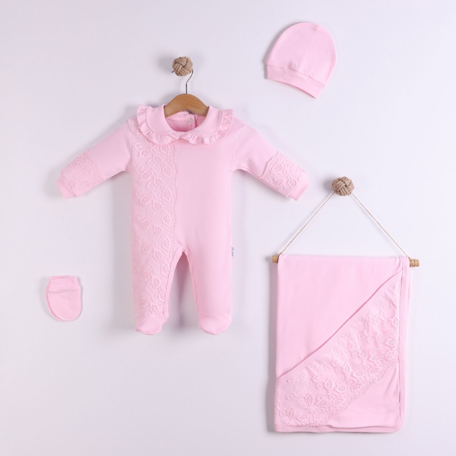 PEMBE