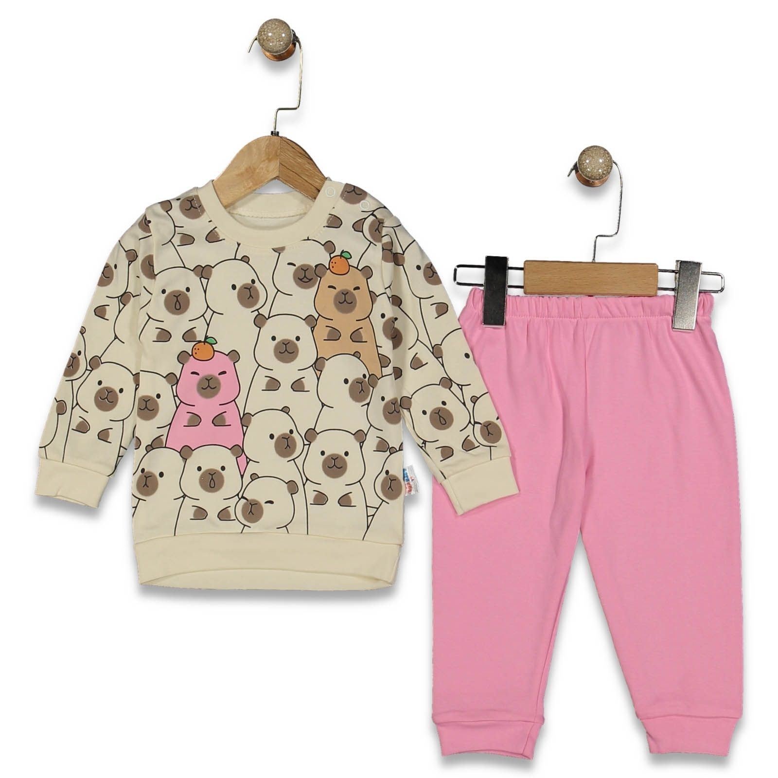 PEMBE