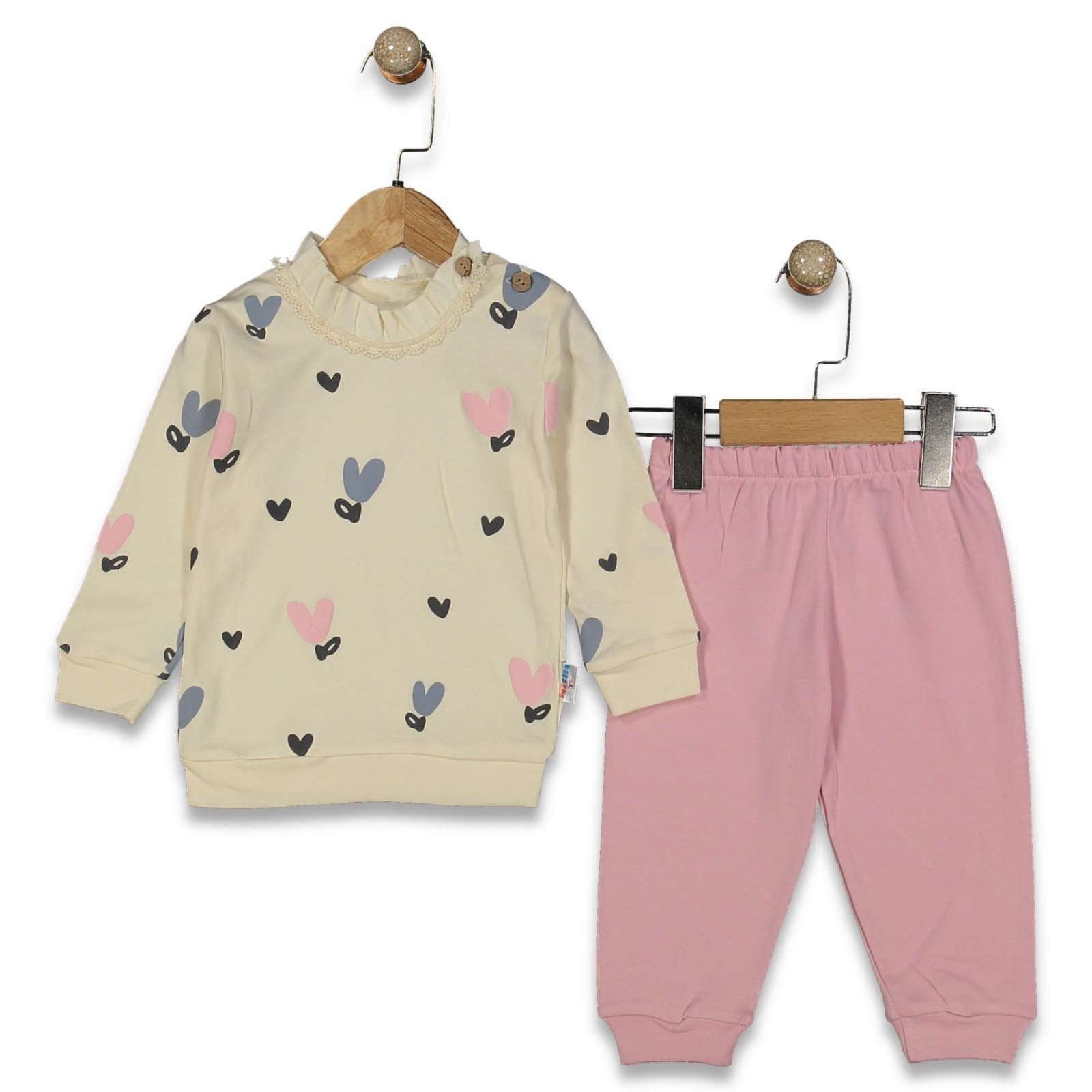 PEMBE