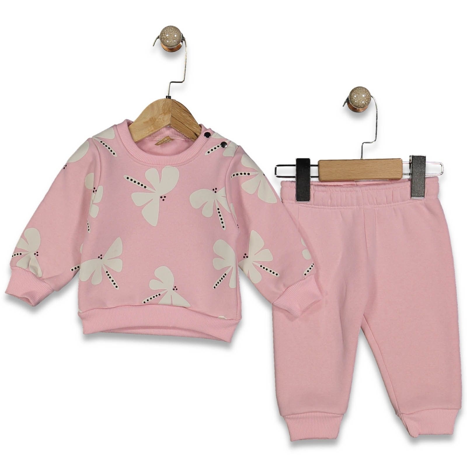 PEMBE