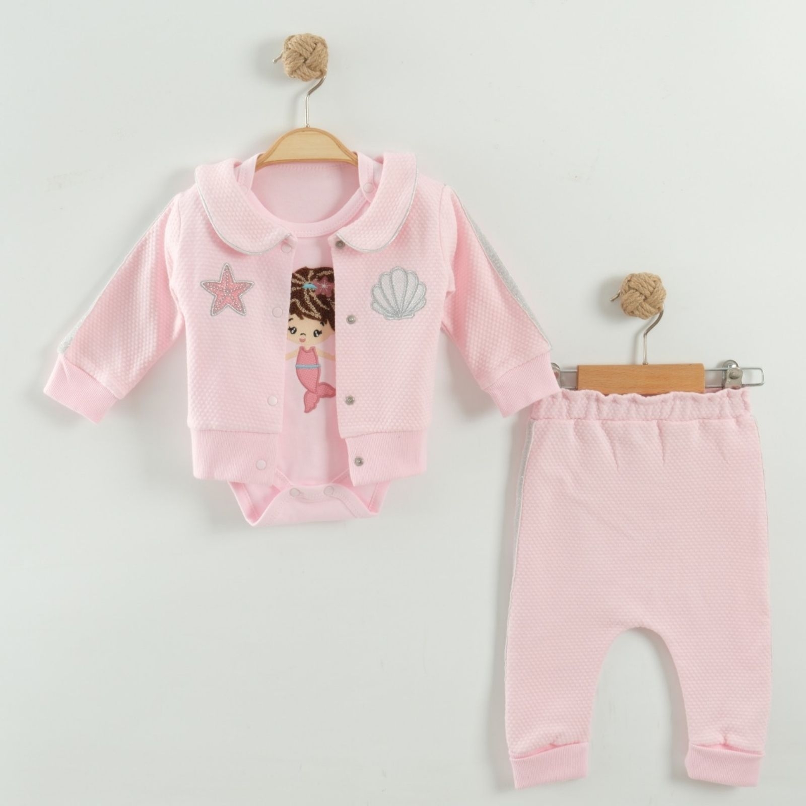 PEMBE