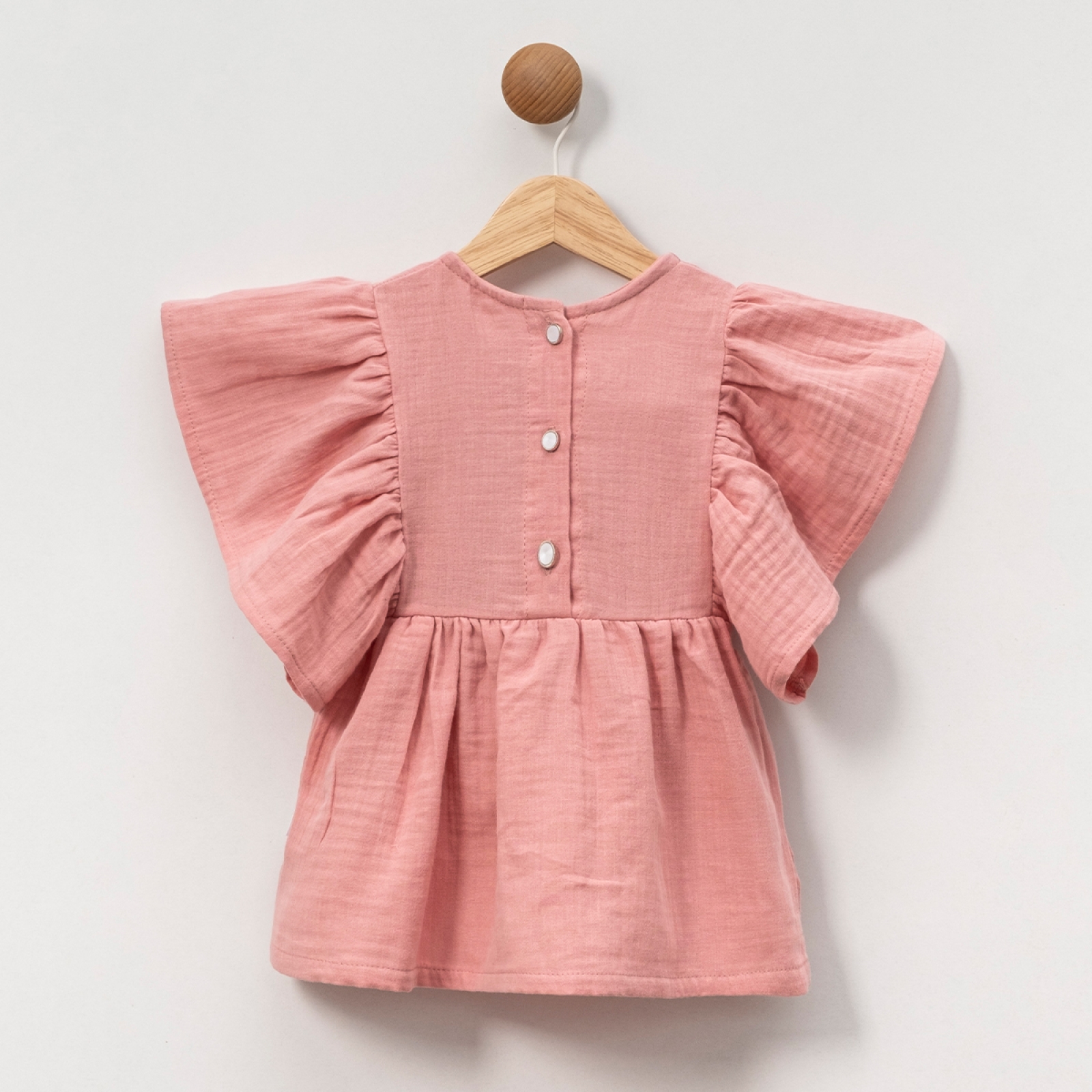PEMBE