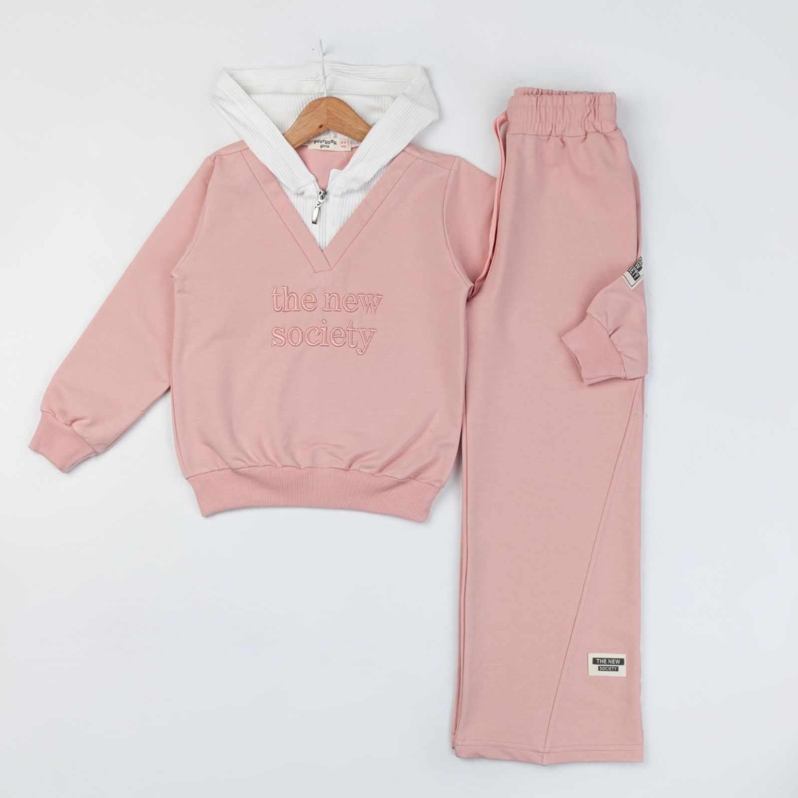 PEMBE