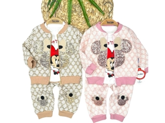 KIZ 9/24 AY KARE DESEN PULLU MİKİ TAKIM