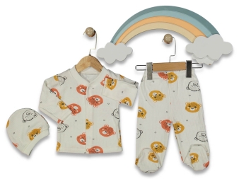 أحمر