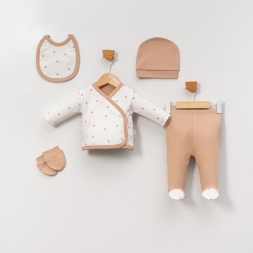 BELEMİR - 7147 / Kalp Baskılı 5\'li Kız Hastane çıkışı