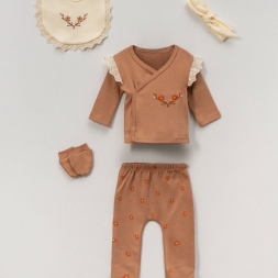 KIZ 3/3 AY ÇİFT DAL ÇİÇEK NAKIŞLI OMUZ VE ÖNLÜK BR