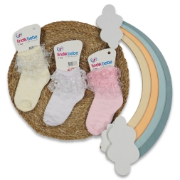 KIZ 5 YAŞ DANTELLİ ÇORAP